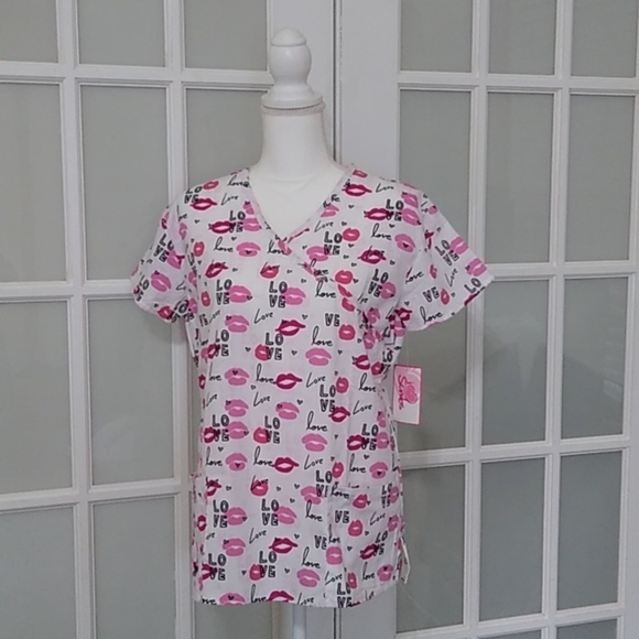 NEW Mock Wrap Valentine's Scrub Top - Picture 2 of 14